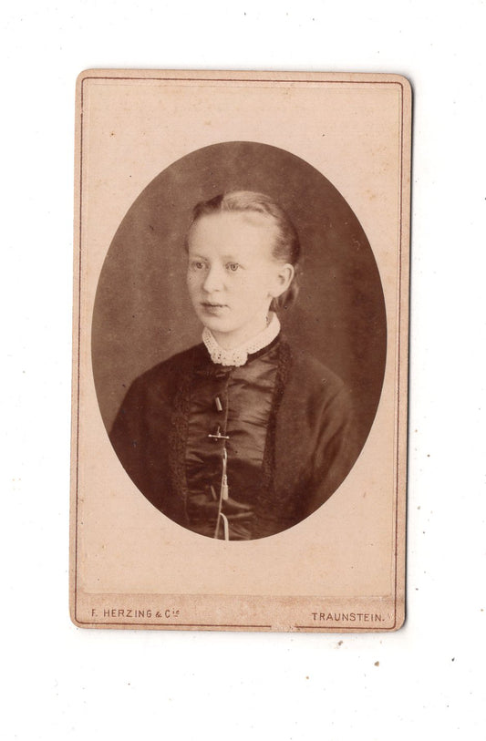 Fotografie Damenportrait - Traunstein 1870er