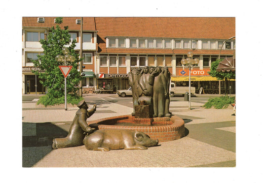 Ansichtskarte Cloppenburg / Eberborgbrunnen / I1-63