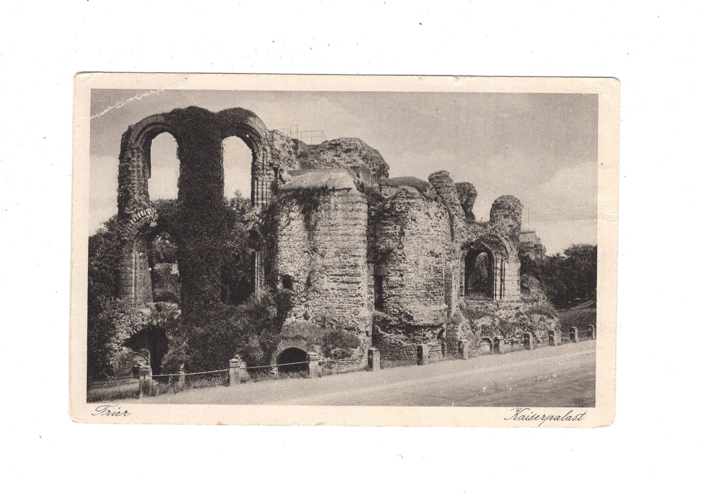 Ansichtskarte Trier an der Mosel / Kaiserpalast / M1-56