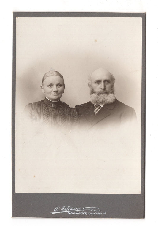 Fotografie Feines Paar - Neumünster 1900er / CAB X-24