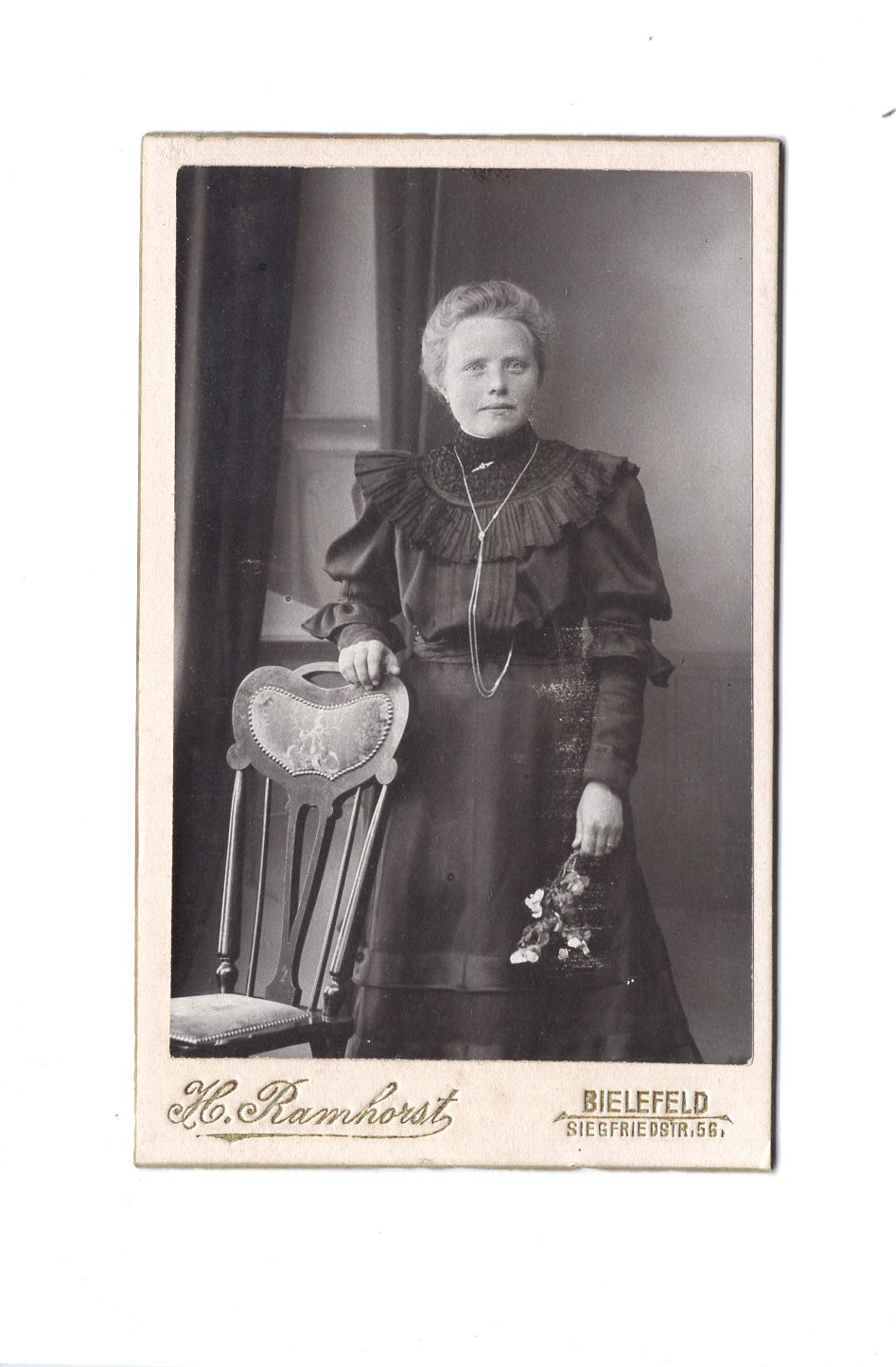 Fotografie Feine Dame - Bielefeld 1900er