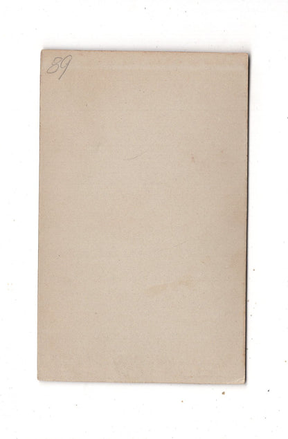 Fotografie Feines junges Mädchen mit Schulranzen - Hannover 1890er