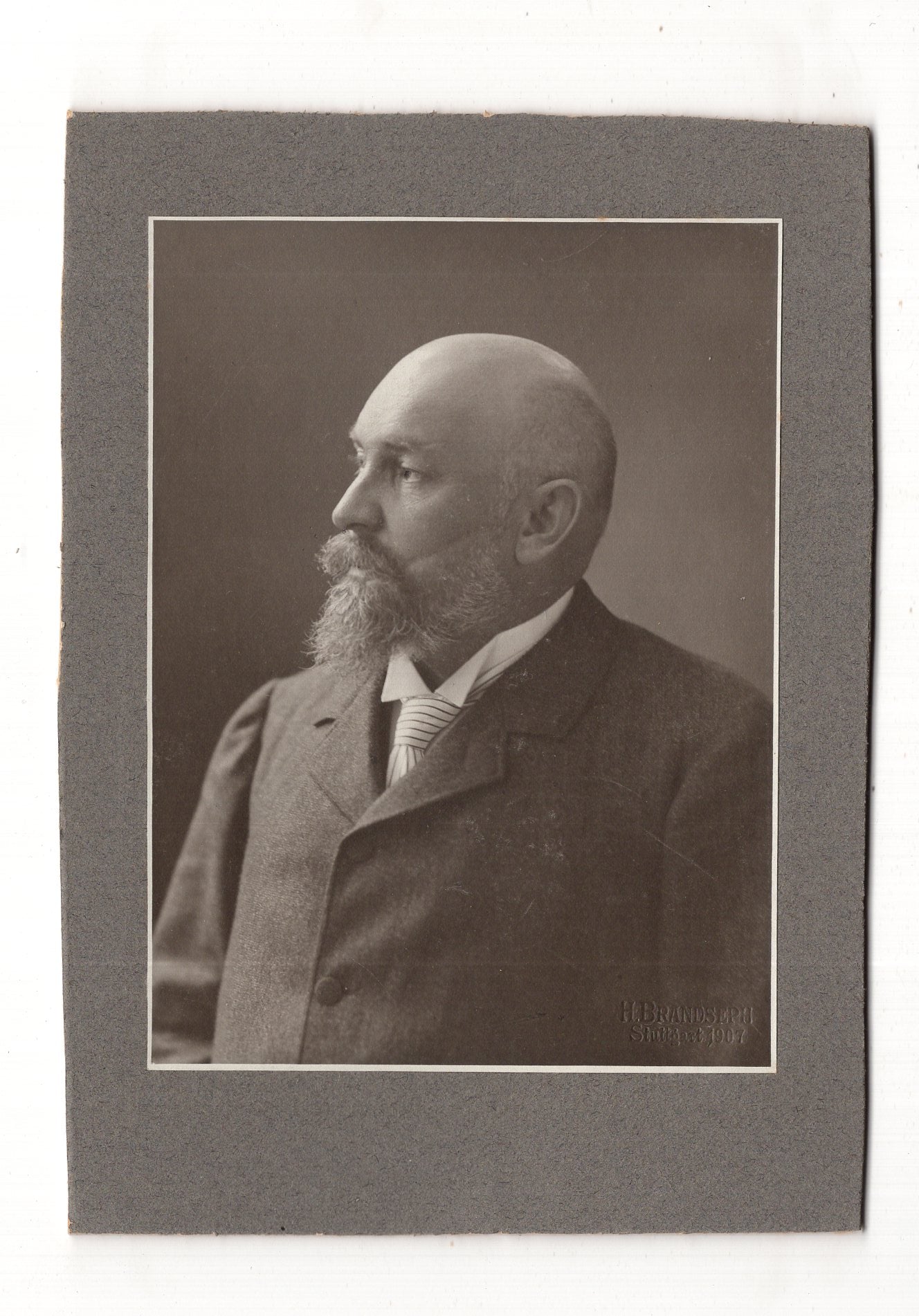 Fotografie Feiner Herr mit Schmiss - Stuttgart 1907