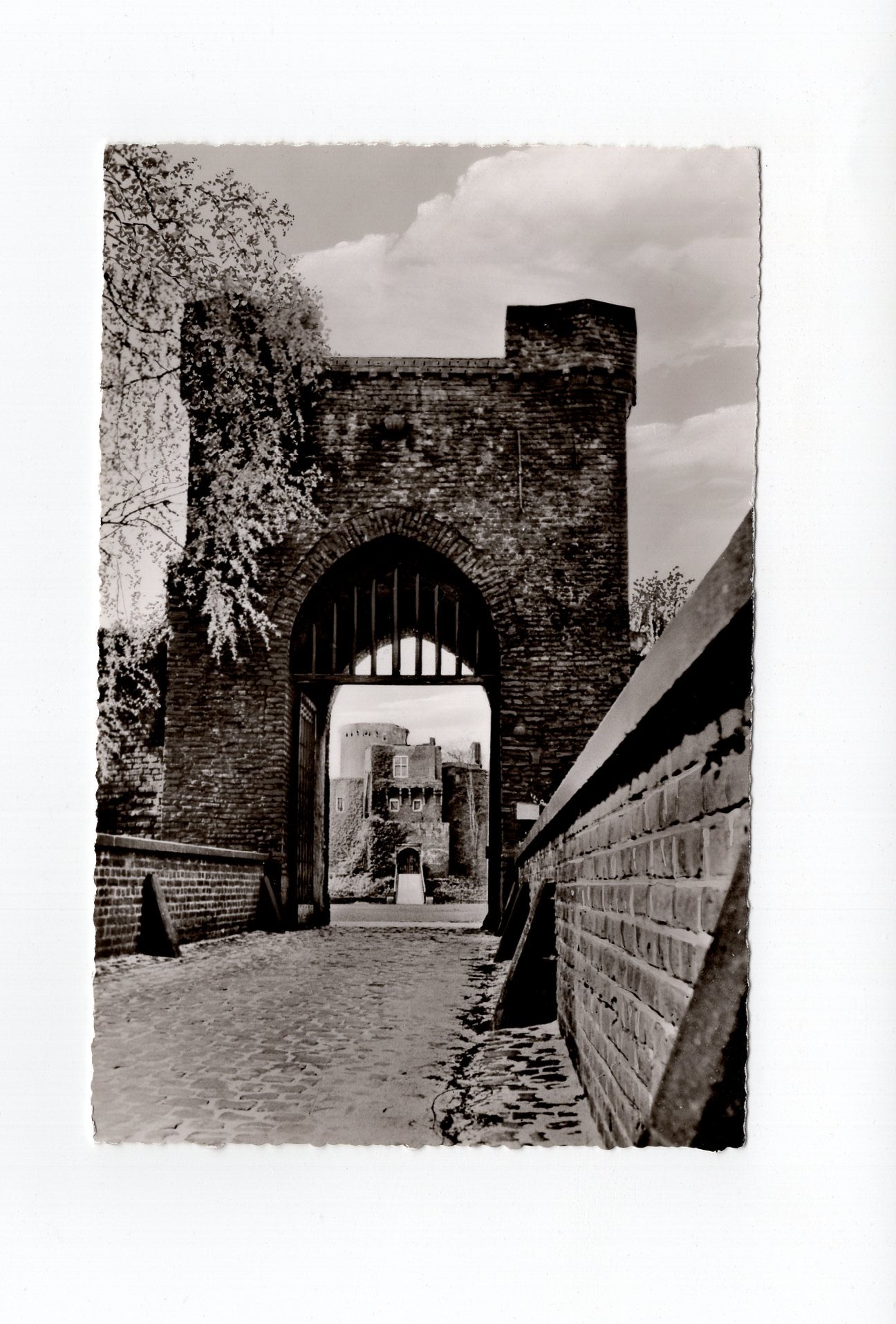 Ansichtskarte Wasserburg Linn / Niederrheinkreis Krefeld-Linn