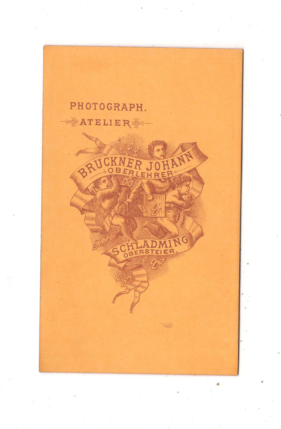 Fotografie Feine junge Mädchen in Tracht - Schladming 1870er