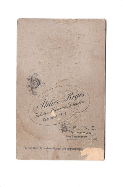 Fotografie Niedliches kleines Mädchen - Berlin um 1900