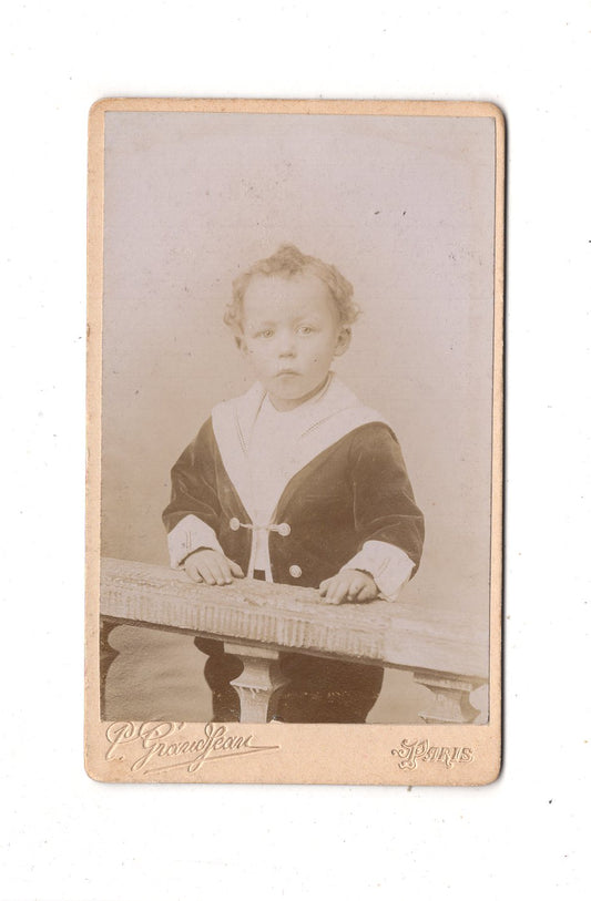 Fotografie Niedlicher kleiner Junge - Paris 1890er / CDV M1-18