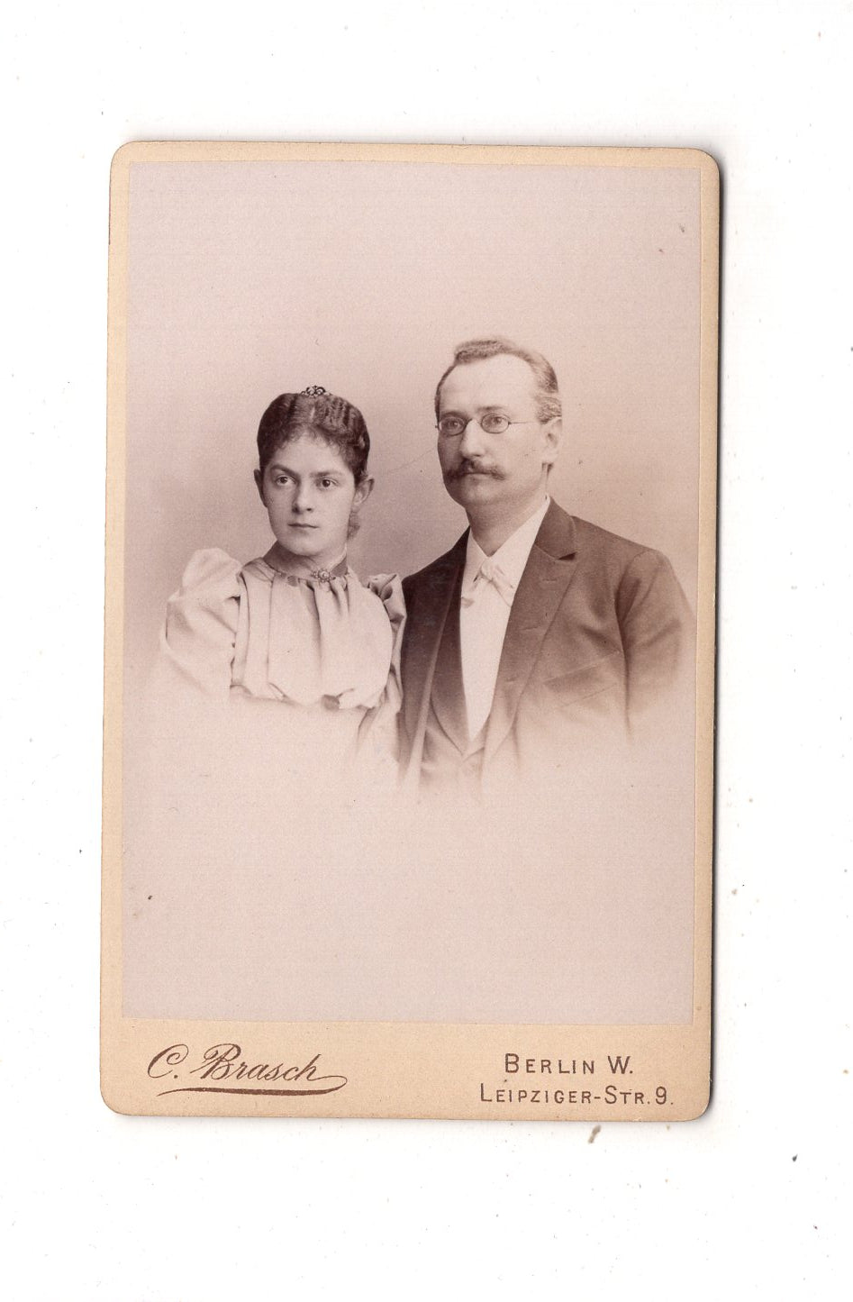 Fotografie Feines Paar - Berlin 1890er / CDV L1-36