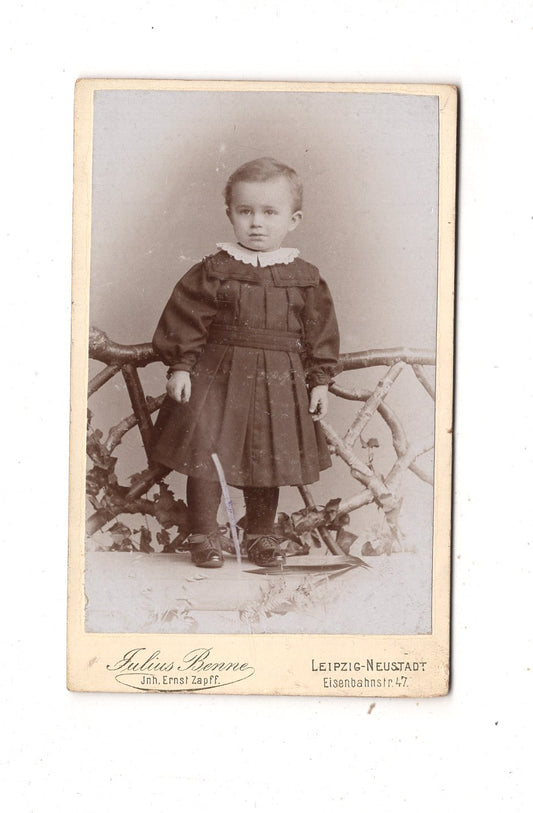 Fotografie Niedlicher kleiner Junge - Leipzig-Neustadt 1890er / CDV M1-18
