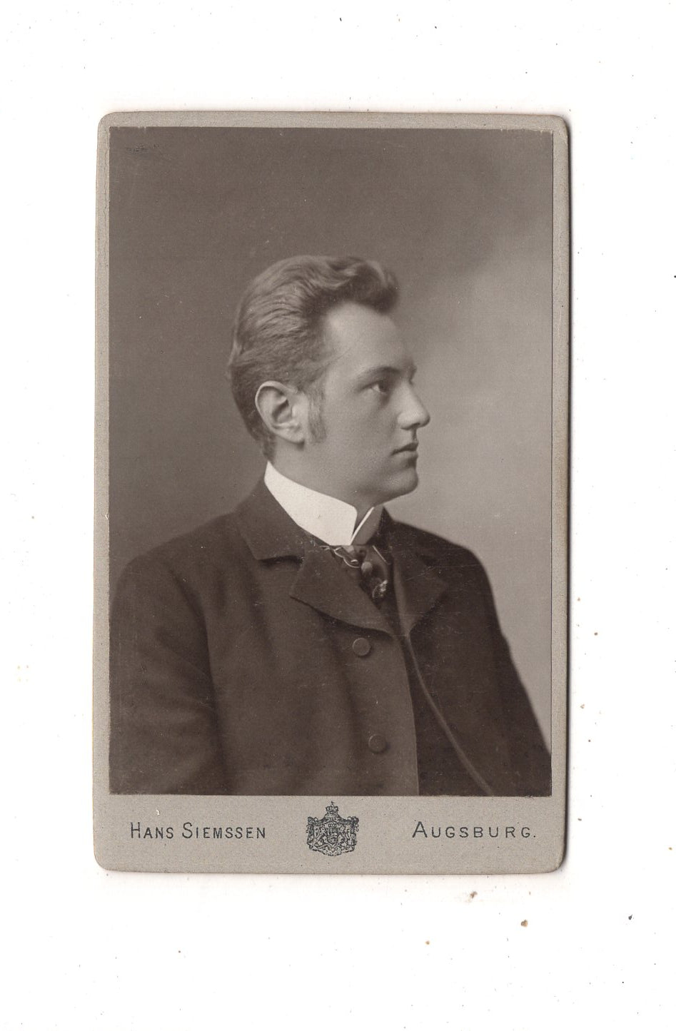 Fotografie Studentika Burschenschaft mit Widmung - Augsburg 1902