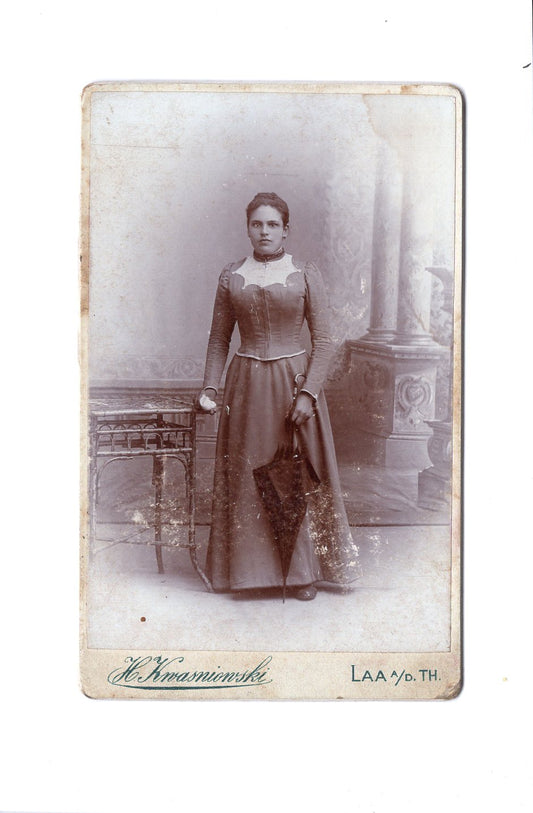 Fotografie Feine Dame - Laa an der Thaya um 1900