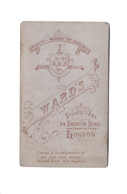 Fotografie Niedliches kleines Mädchen - London 1880er