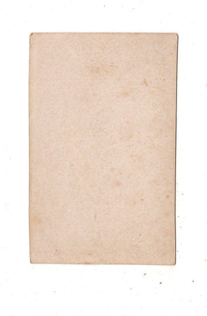 Fotografie Niedlicher kleiner Junge - unbekannter Ort 1860er