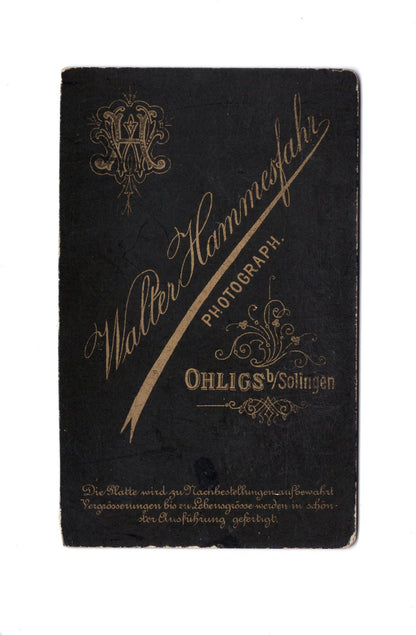 Fotografie Niedliches kleines Mädchen - Ohligs 1880er