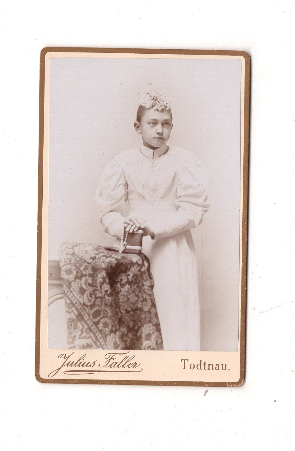 Fotografie Feines junges Mädchen - Todtnau um 1890 / CDV N1-02