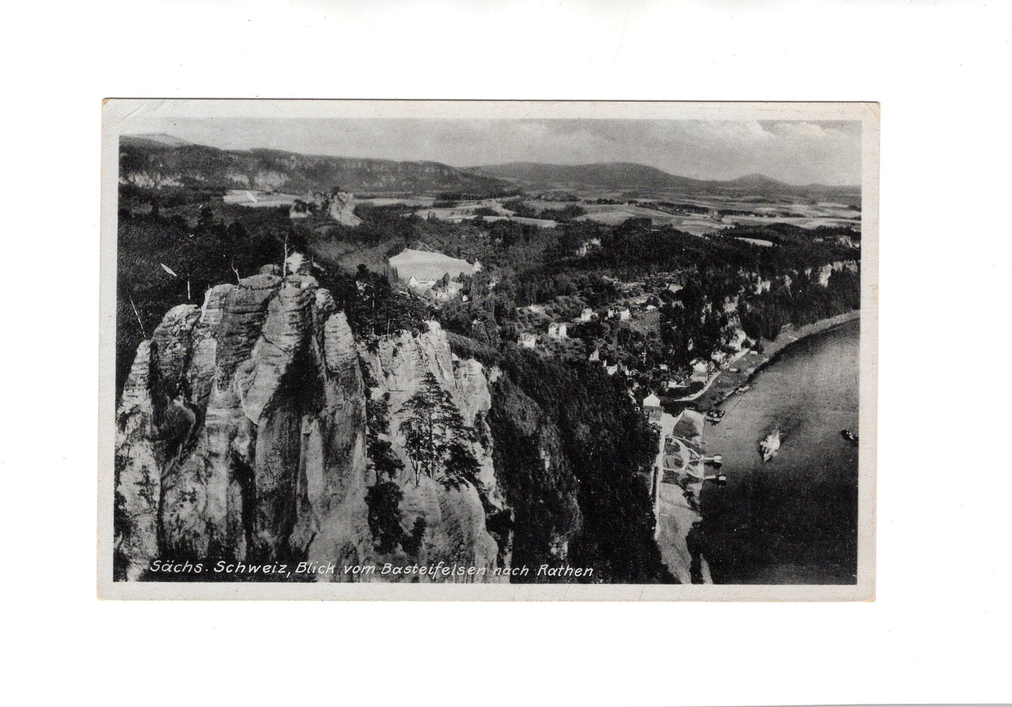 Ansichtskarte Sächsische Schweiz / Blick vom Basteifelsen nach Rathen - 1943