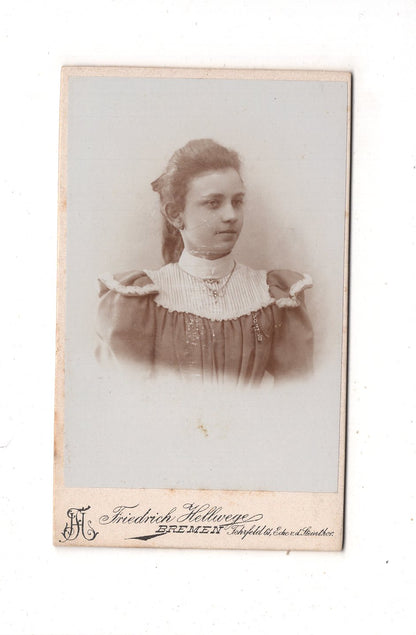 Fotografie Feines junges Mädchen - Bremen 1890er / CDV N1-02