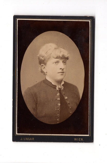 Fotografie Damenportrait - Wien 1880er / CDV C1-16