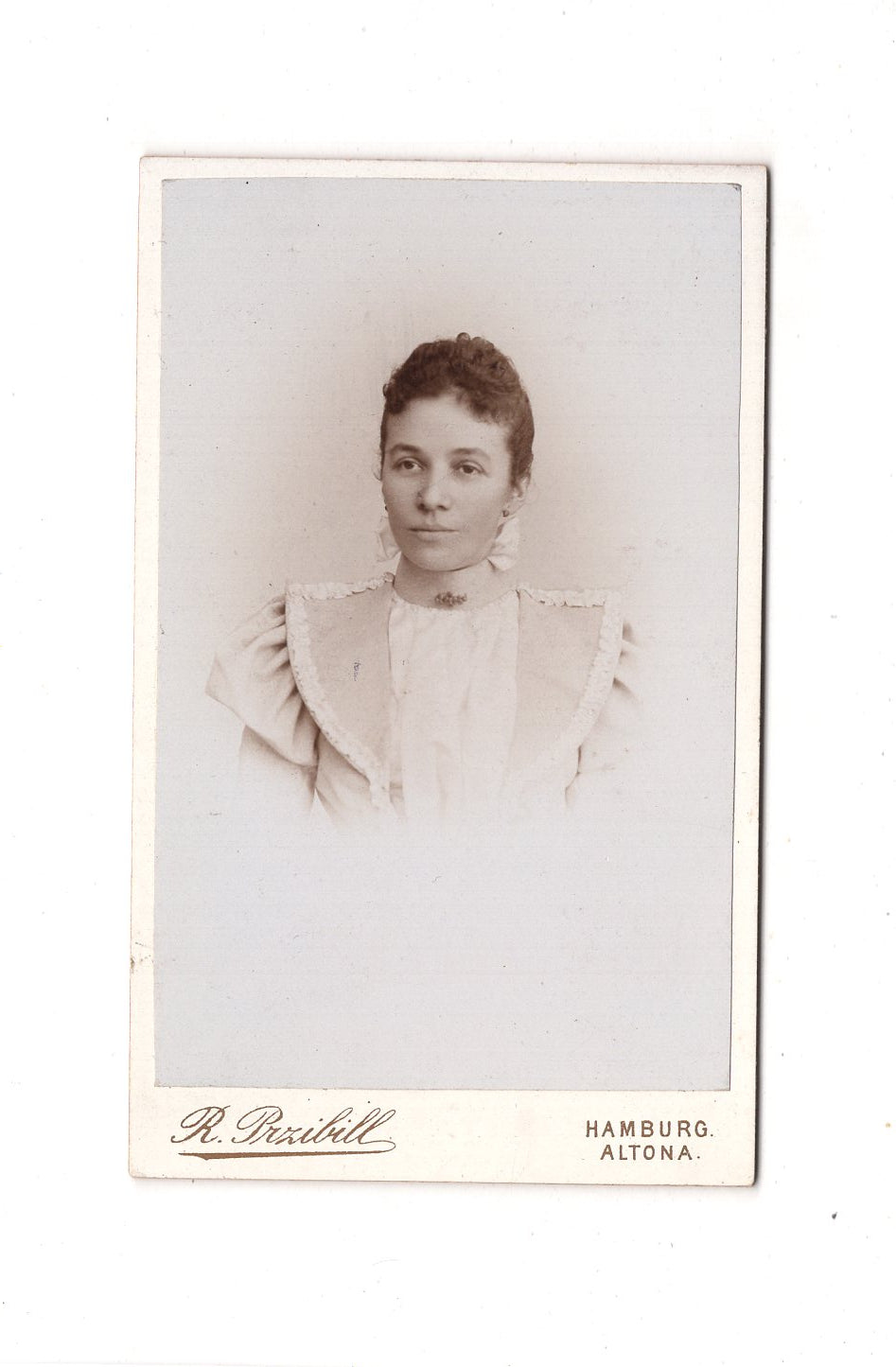 Fotografie Damenportrait - Hamburg-Altona 1890er / CDV C1-16