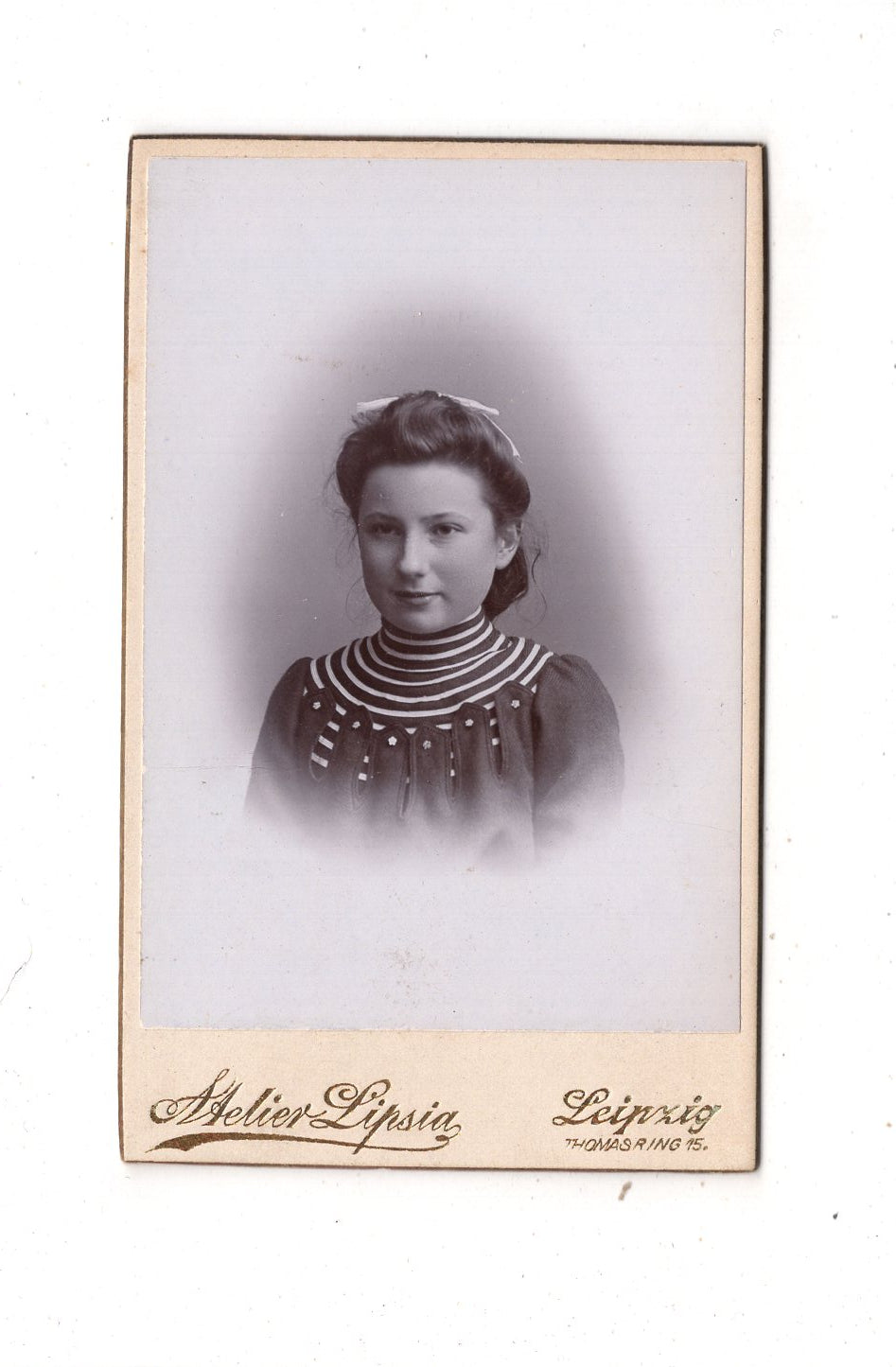 Fotografie Feines junges Mädchen - Leipzig 1890er / CDV N1-02