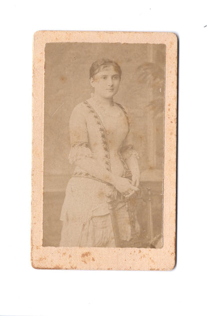 Fotografie Feine Dame - unbekannter Ort 1880er