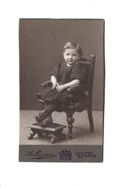 Fotografie Niedliches kleines Mädchen - Upsala 1900er