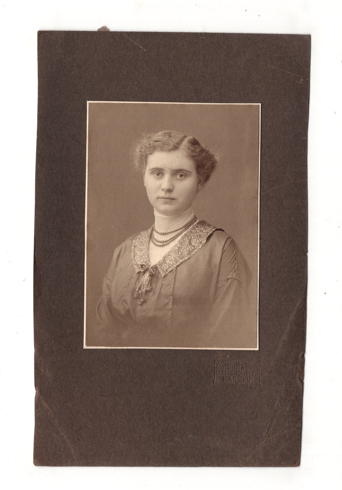 Fotografie Feine Dame - Barmen um 1920