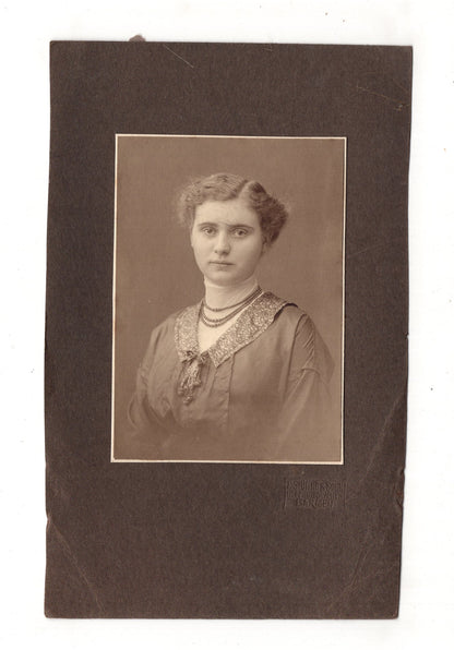 Fotografie Feine Dame - Barmen um 1920