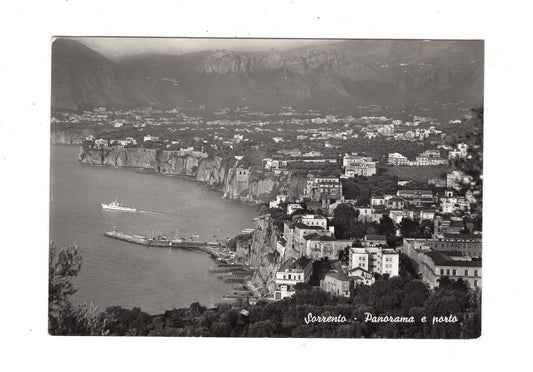 Ansichtskarte Sorrento / Panorama e porto / Italien / N1-59