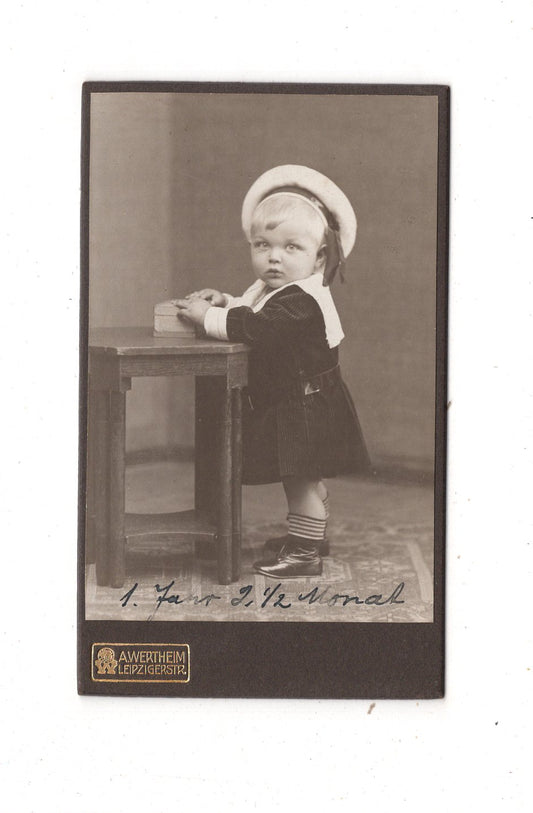 Fotografie Niedlicher kleiner Junge - Berlin 1900er / CDV M1-19