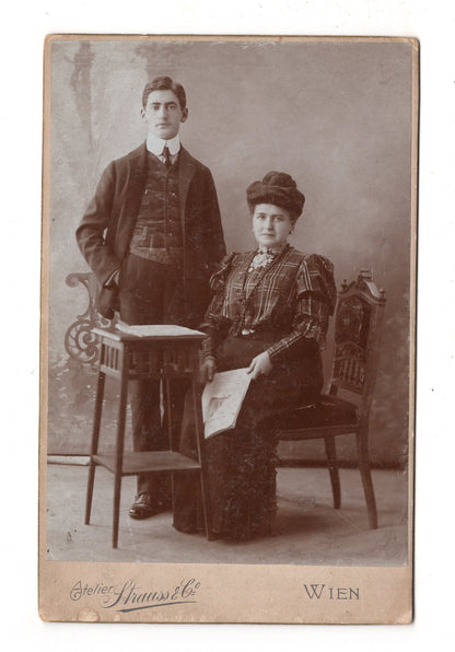 Fotografie Feine Dame und junger Herr - Wien 1900er / CAB X-27