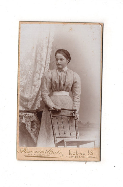 Fotografie Feines junges Mädchen - Löbau / Ebersbach 1890er / CDV E1-31