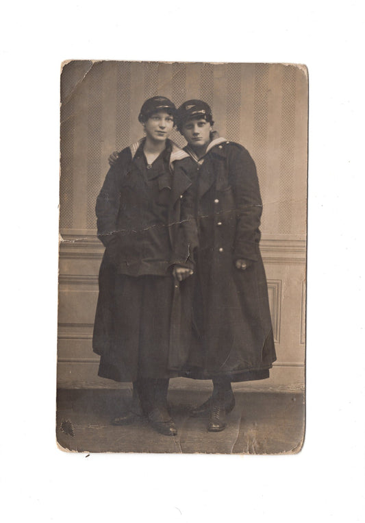 Ansichtskarte Damenportrait / Junge Damen