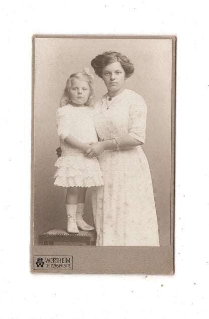 Fotografie Feine Dame mit Mädchen - Berlin 1900er