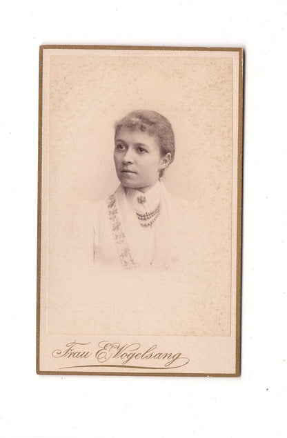 Fotografie Damenportrait - Berlin / Ostseebad Heringsdorf 1890 / CDV C1-17