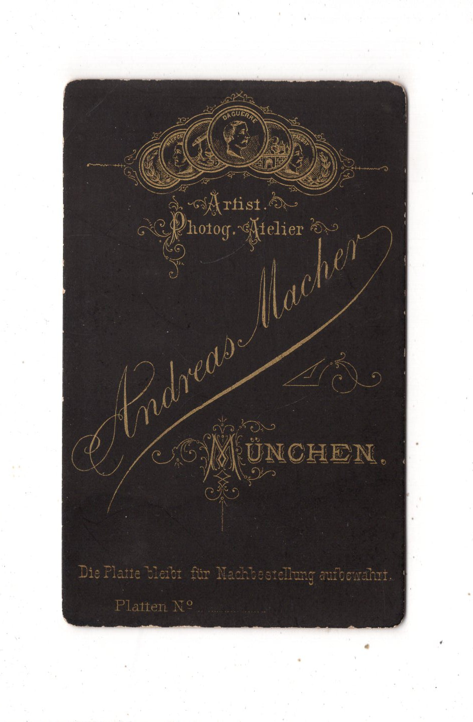 Fotografie Feine Dame mit Mädchen - München um 1880