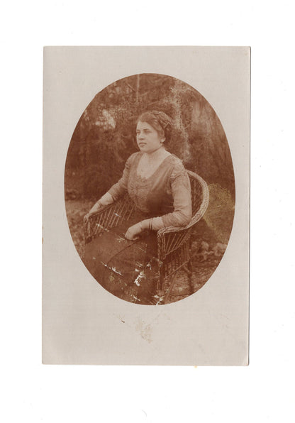 Ansichtskarte Damenportrait / Junge Dame