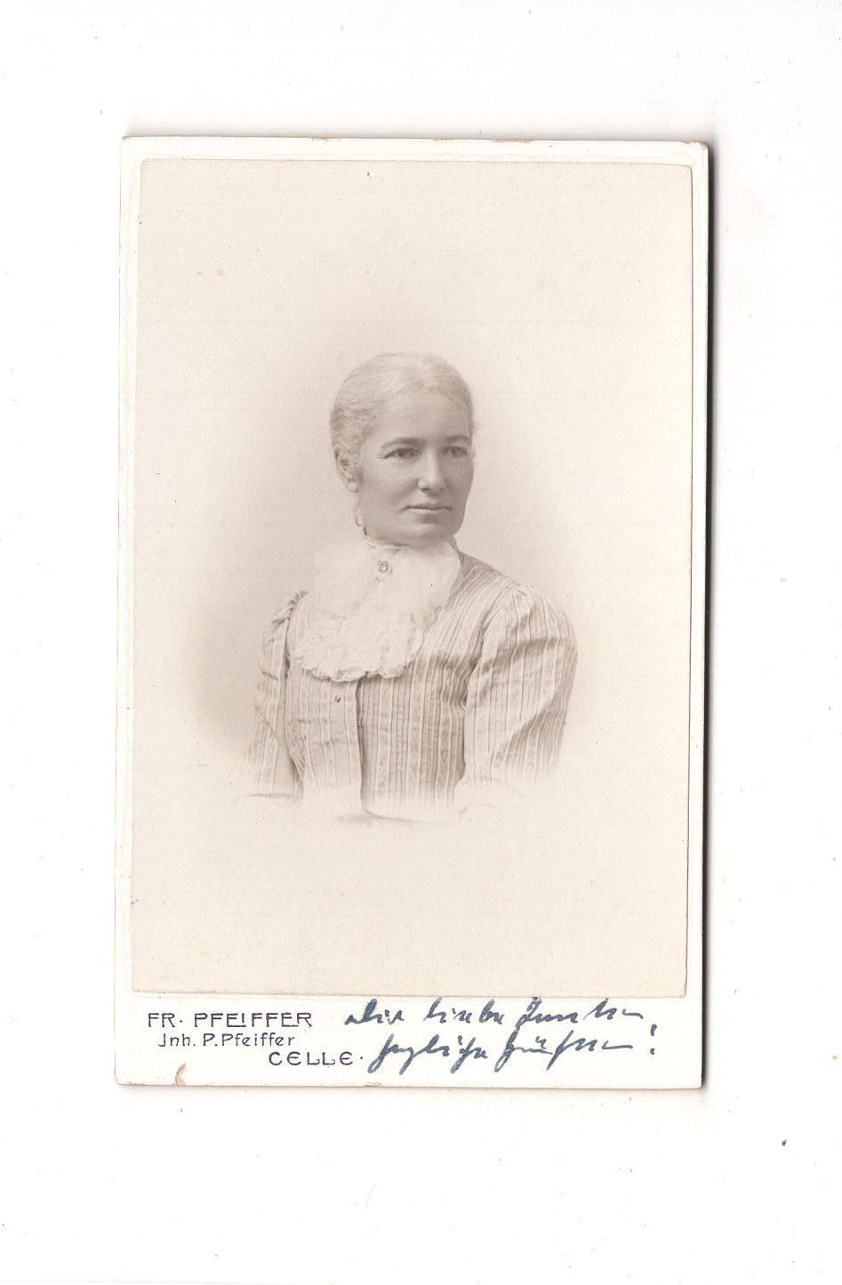 Fotografie Damenportrait mit Widmung - Celle um 1900 / CDV C1-17
