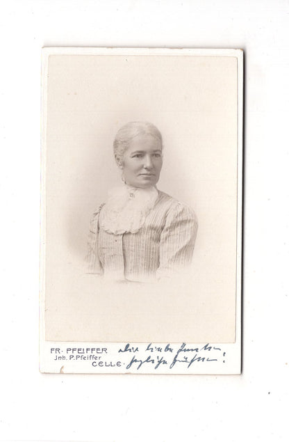 Fotografie Damenportrait mit Widmung - Celle um 1900 / CDV C1-17