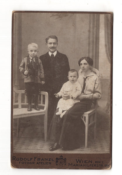 Fotografie Schönes Familienbild - Wien 1915