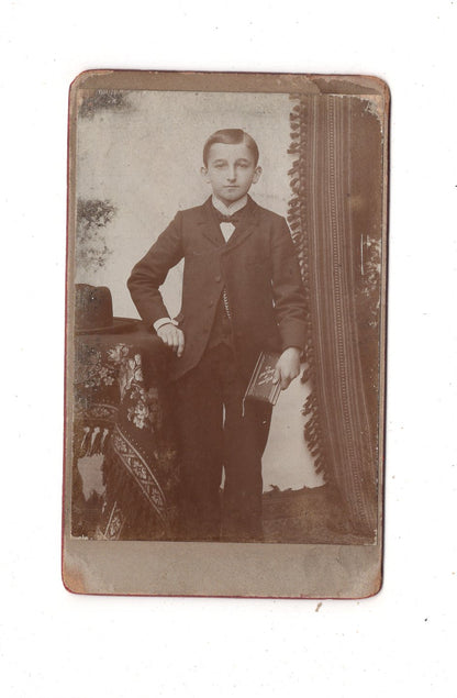 Fotografie Feiner Junge - unbekannter Ort um 1900er / CDV N1-03