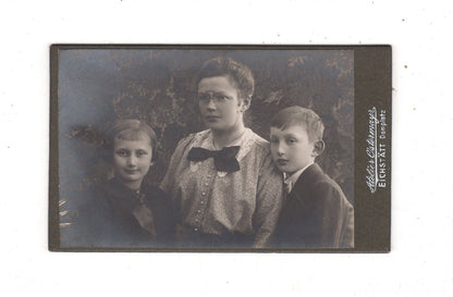Fotografie Feine Dame mit Kindern - Eichstätt 1910er