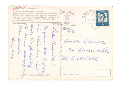 Ansichtskarte München / Blick auf den Marienplatz / G1-53