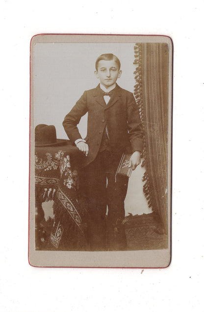 Fotografie Feiner Junge - unbekannter Ort 1900er / CDV N1-03