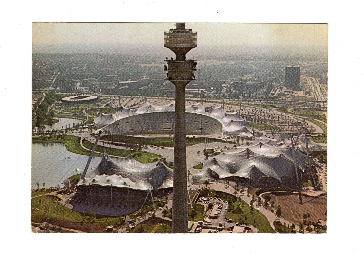 Ansichtskarte München / Blick auf den Olympiapark / G1-53