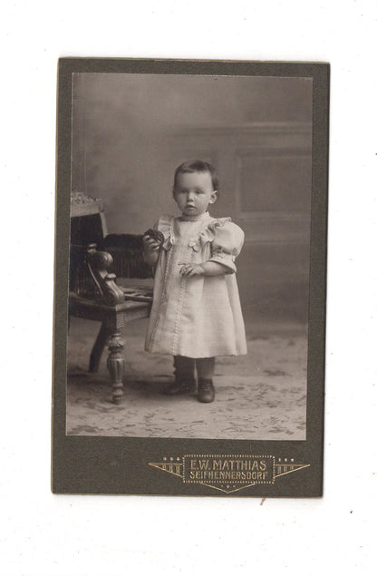 Fotografie Niedlicher kleiner Junge - Seifhennersdorf 1900er / CDV M1-20