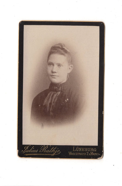Fotografie Damenportrait - Lüneburg 1880er / CDV C1-17