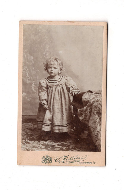 Fotografie Niedlicher kleiner Junge - Landshut 1890er / CDV M1-20