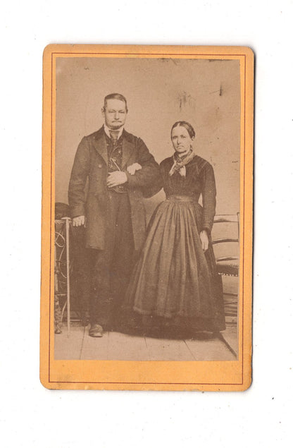 Fotografie Feines Paar - Feldkirchen / Oberkärnten 1860er / CDV L1-38