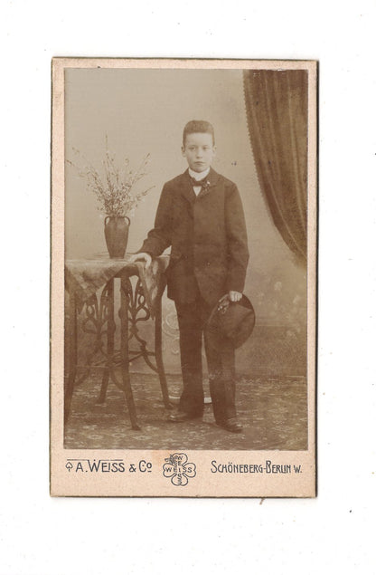 Fotografie Feiner Junge -  Schöneberg-Berlin um 1900 / CDV N1-03
